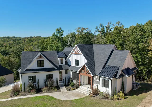 Photo 2 of Single family home for sale at 6517 Shelter Cvs Dr, Hixson, TN 37343 | MLS# 3624650 | Listing updated on 2026-10-23