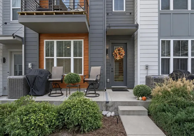 Photo 3 of Townhouse for sale at 1217 Nations Dr, Nashville, TN 37209 | MLS# 3627158 | Listing updated on 2026-10-30