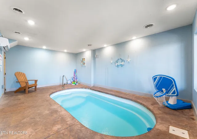 Photo 3 of Single family home for sale at 3307 Pine Peak Way, Sevierville, TN 37862 | MLS# 3626046 | Listing updated on 2026-10-23