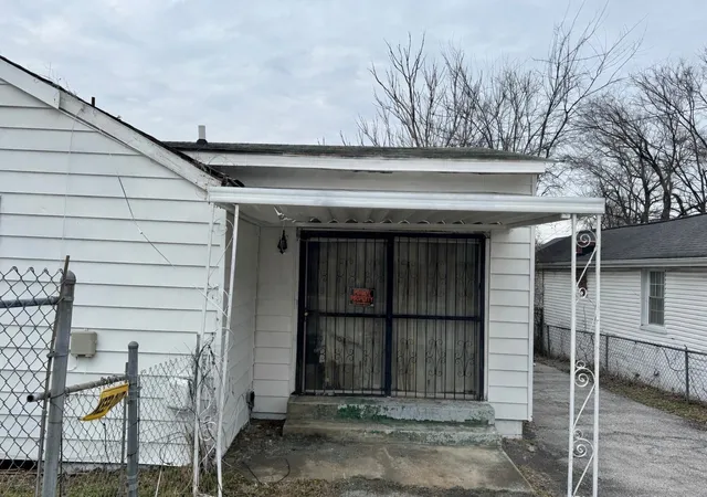 Photo 3 of Single family home for sale at 800 26th Avenue N, Nashville, TN 37208 | MLS# 3628204 | Listing updated on 2026-10-29