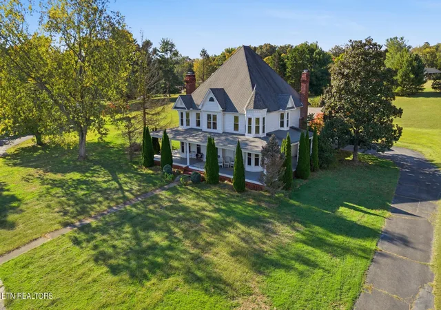 Photo 1 of Single family home for sale at 143 Bailey Rd, Kingston, TN 37763 | MLS# 3626074 | Listing updated on 2026-10-23