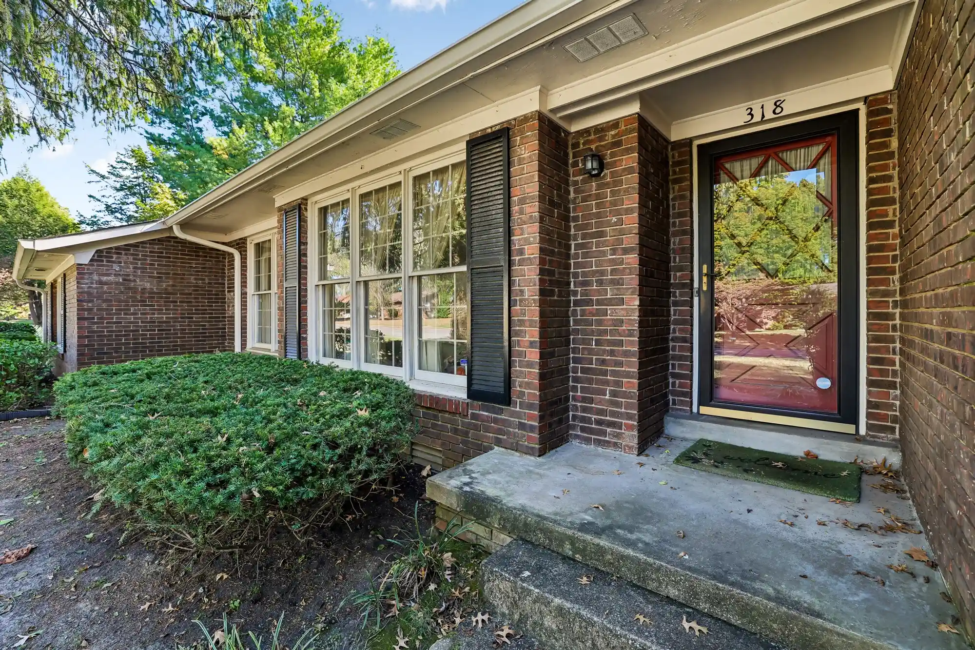 Photo 4 of Single family home for sale at 318 Falcon Dr, Murfreesboro, TN 37130 | MLS# 3627353 | Listing updated on 2026-10-27