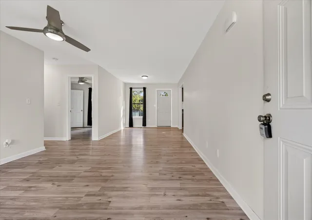 Photo 2 of Single family home for sale at 411 Buckeye Ln, Clarksville, TN 37042 | MLS# 3627486 | Listing updated on 2026-10-29