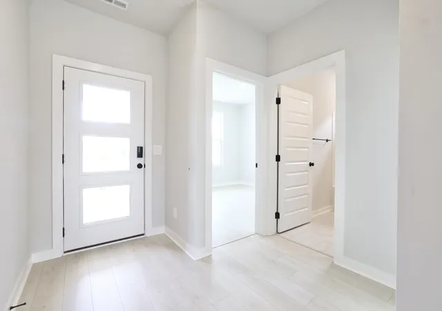 Photo 2 of Single family home for sale at 5228 Synergy Pvt Way, Gallatin, TN 37066 | MLS# 3626169 | Listing updated on 2026-10-23