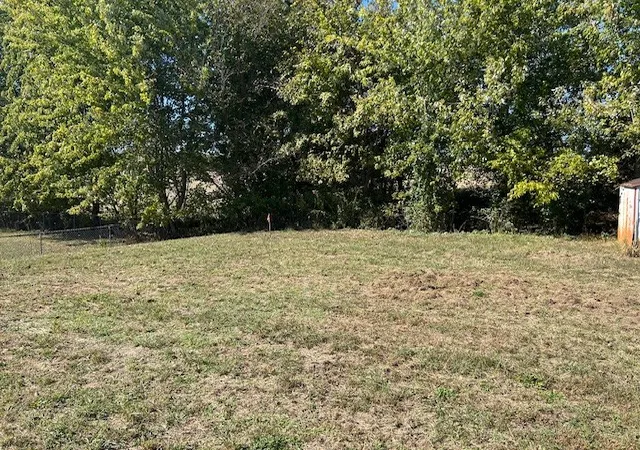 Photo 2 of Single family home for sale at 681 Artic Ave, Oak Grove, KY 42262 | MLS# 3626210 | Listing updated on 2026-10-23