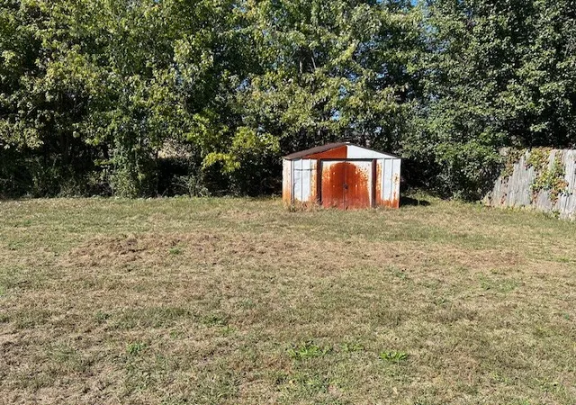 Photo 3 of Single family home for sale at 681 Artic Ave, Oak Grove, KY 42262 | MLS# 3626210 | Listing updated on 2026-10-23