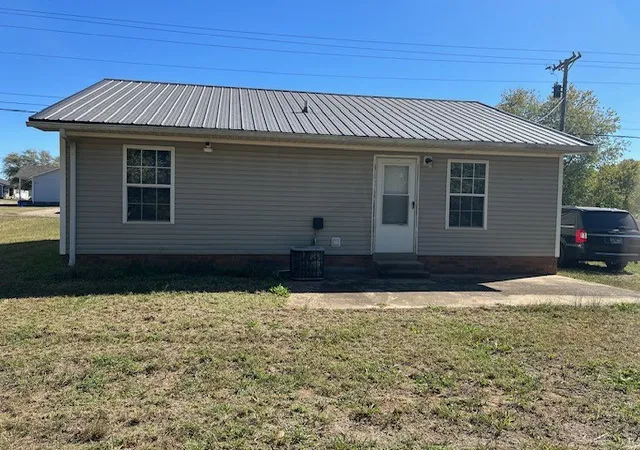 Photo 4 of Single family home for sale at 681 Artic Ave, Oak Grove, KY 42262 | MLS# 3626210 | Listing updated on 2026-10-23