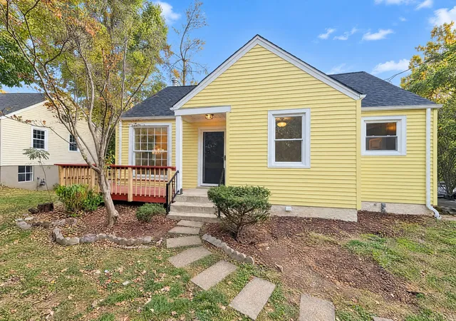 Photo 1 of Single family home for sale at 1315 Saturn Dr, Nashville, TN 37217 | MLS# 3626240 | Listing updated on 2026-10-23