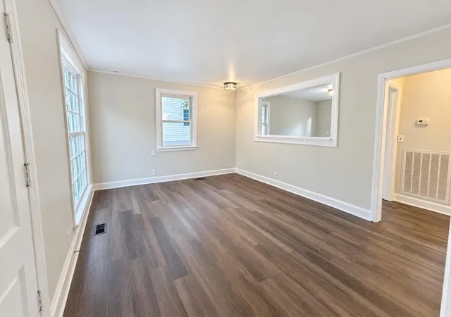 Photo 3 of Single family home for sale at 1315 Saturn Dr, Nashville, TN 37217 | MLS# 3626240 | Listing updated on 2026-10-23