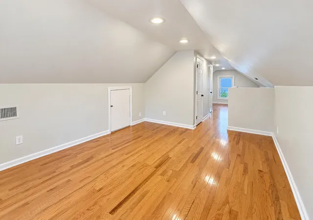 Photo 3 of Single family home for sale at 1315 Saturn Dr, Nashville, TN 37217 | MLS# 3626240 | Listing updated on 2026-10-23