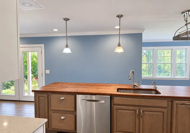 Photo 2 of Single family home for sale at 304 Highland Hts Dr, Goodlettsville, TN 37072 | MLS# 3627616 | Listing updated on 2026-10-28