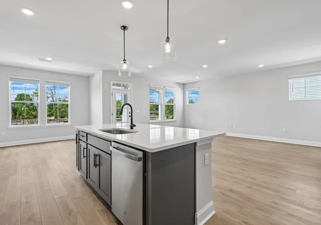 Photo 4 of Single family home for sale at 2705 Wilkinson Pike, Murfreesboro, TN 37129 | MLS# 3626288 | Listing updated on 2026-10-29