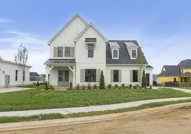 Photo 1 of Single family home for sale at 2917 Chaudoin Ct, Murfreesboro, TN 37129 | MLS# 3626310 | Listing updated on 2026-10-30