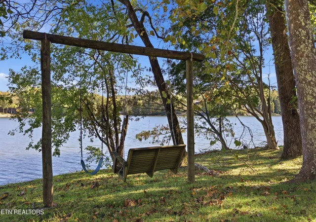 Photo 3 of Single family home for sale at 761 Toestring Cvs Rd, Spring City, TN 37381 | MLS# 3626325 | Listing updated on 2026-10-27