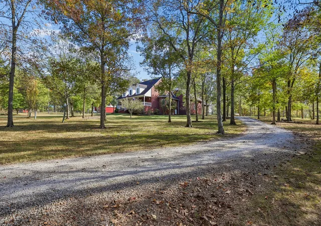 Photo 4 of Single family home for sale at 1214 John Windrow Rd, Eagleville, TN 37060 | MLS# 3628302 | Listing updated on 2026-10-29