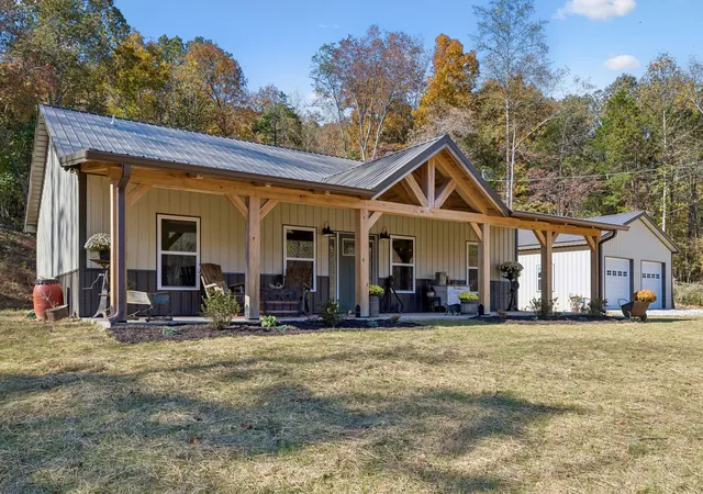 Photo 2 of Single family home for sale at 4591 Bell Branch Rd, Nunnelly, TN 37137 | MLS# 3626353 | Listing updated on 2026-10-29