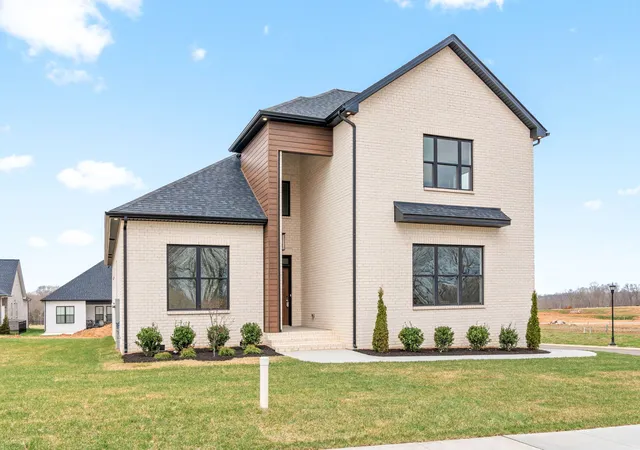 Photo 1 of Single family home for sale at 2 Rustic Pines, Dover, TN 37058 | MLS# 3627053 | Listing updated on 2026-10-27