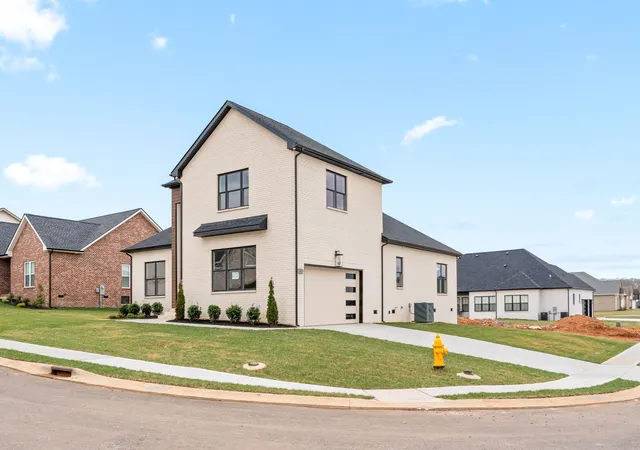 Photo 2 of Single family home for sale at 2 Rustic Pines, Dover, TN 37058 | MLS# 3627053 | Listing updated on 2026-10-27