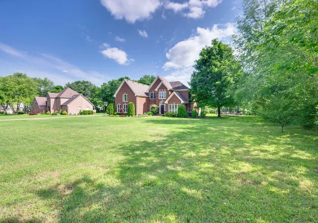 Photo 4 of Single family home for sale at 611 Cattail Ln, Franklin, TN 37064 | MLS# 3626488 | Listing updated on 2026-10-29