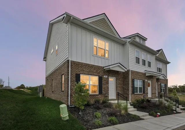 Photo 1 of Townhouse for sale at 206 Dry Crk Cmns Dr, Goodlettsville, TN 37072 | MLS# 3626601 | Listing updated on 2026-10-28
