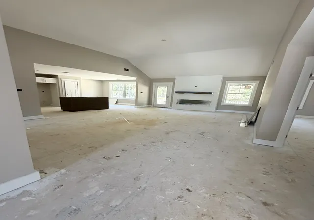 Photo 3 of Single family home for sale at 373 Hereford Farms, Clarksville, TN 37043 | MLS# 3626499 | Listing updated on 2026-10-28