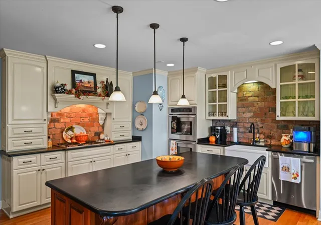 Photo 2 of Single family home for sale at 420 Rock Springs Rd, Castalian Springs, TN 37031 | MLS# 3626859 | Listing updated on 2026-10-27