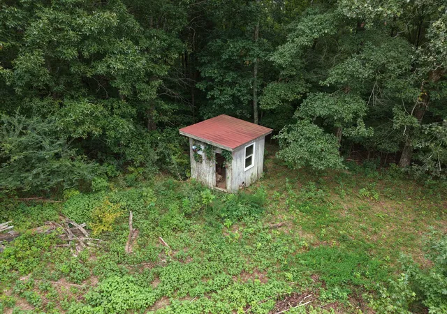 Photo 2 of Single family home for sale at 224 Ed Harris Rd, Ashland City, TN 37015 | MLS# 3627223 | Listing updated on 2026-10-27