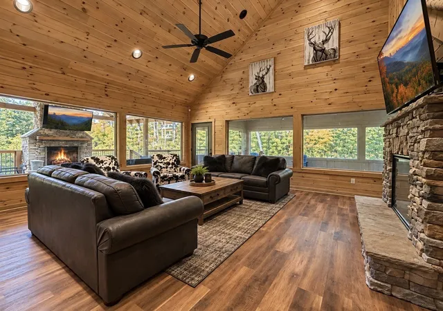 Photo 3 of Single family home for sale at 3831 Revetta Cir, Sevierville, TN 37862 | MLS# 3626741 | Listing updated on 2026-10-30