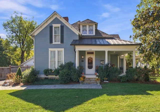 Single family home for sale at 304 Stewart St, Franklin, TN 37064 | MLS# 3626667