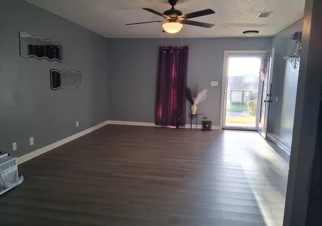 Photo 4 of Single family home for sale at 20 Breezewood Cv, Jackson, TN 38305 | MLS# 3627124 | Listing updated on 2026-10-26