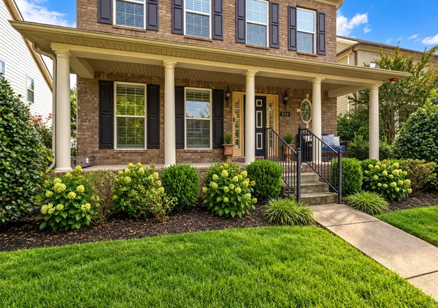 Photo 2 of Single family home for sale at 619 Streamside Ln, Franklin, TN 37064 | MLS# 3626623 | Listing updated on 2026-10-28