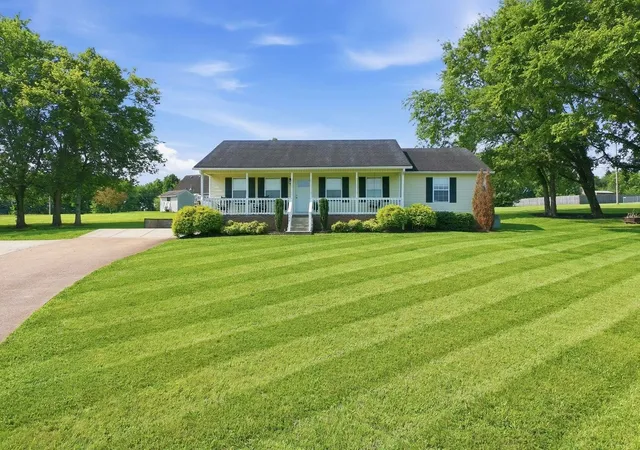 Photo 4 of Single family home for sale at 106 Christina Dr, Columbia, TN 38401 | MLS# 3626638 | Listing updated on 2026-10-30