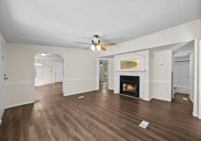 Photo 3 of Manufactured home for sale at 120 Forest Hl Dr, Chatsworth, GA 30705 | MLS# 3626661 | Listing updated on 2026-10-26