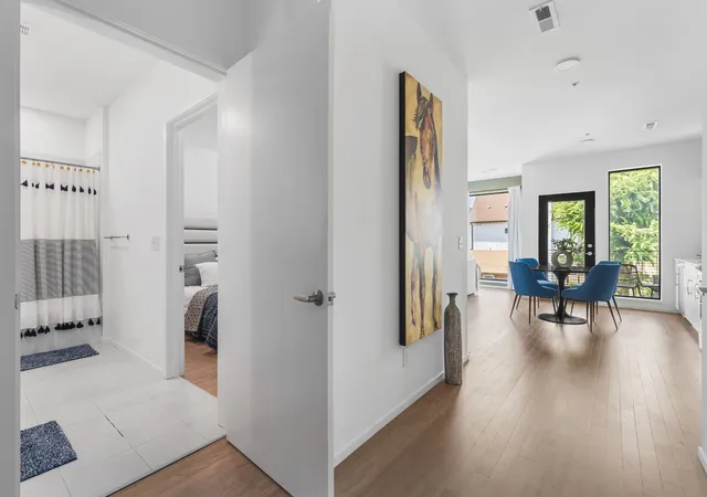 Listing Photo 1 - Condo for sale in building located at 806 Olympic St, Nashville, TN 37203 - Unit #307