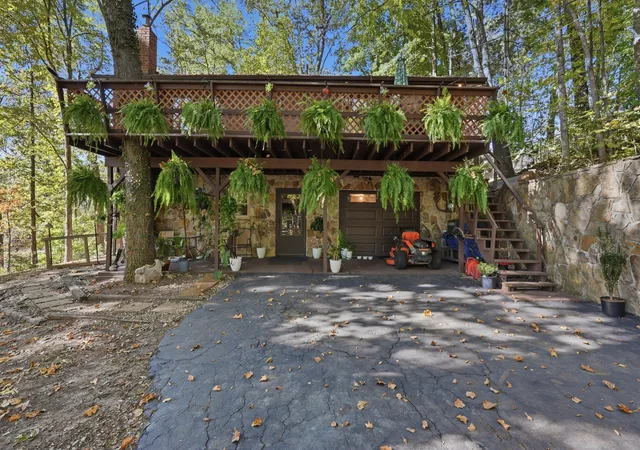 Photo 2 of Single family home for sale at 160 Monticello Cir, Cookeville, TN 38506 | MLS# 3627413 | Listing updated on 2026-10-27
