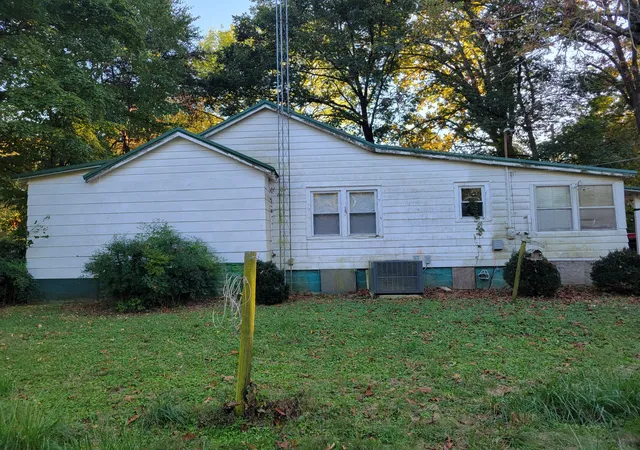 Photo 4 of Single family home for sale at 416 Main St, Huntland, TN 37345 | MLS# 3626721 | Listing updated on 2026-10-30