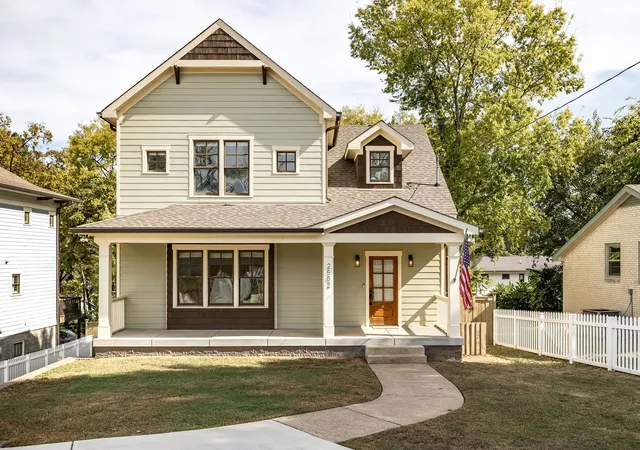 Photo 1 of Single family home for sale at 2502 9th Avenue S, Nashville, TN 37204 | MLS# 3626789 | Listing updated on 2026-10-30