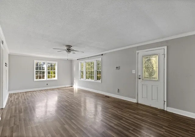 Photo 4 of Single family home for sale at 1040 6th Street NE, Cleveland, TN 37311 | MLS# 3626771 | Listing updated on 2026-10-26