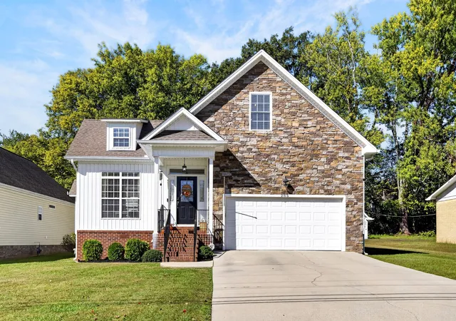 Single family home for sale at 285 Grove Ave NW, Cleveland, TN 37311 | MLS# 3626779