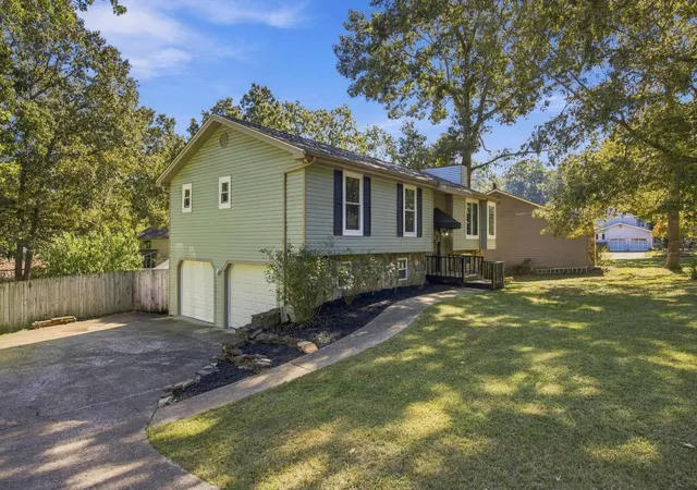 Photo 3 of Single family home for sale at 2508 Grouse Ln, Chattanooga, TN 37421 | MLS# 3626821 | Listing updated on 2026-10-26
