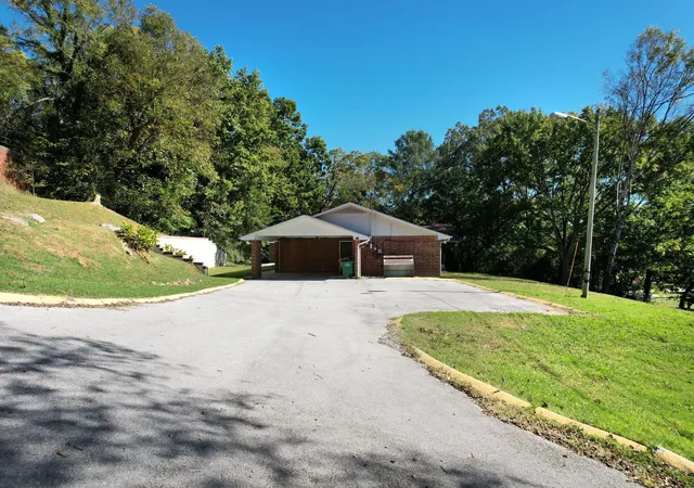 Single family home for sale at 116 N Magnolia Ave, South Pittsburg, TN 37380 | MLS# 3626822