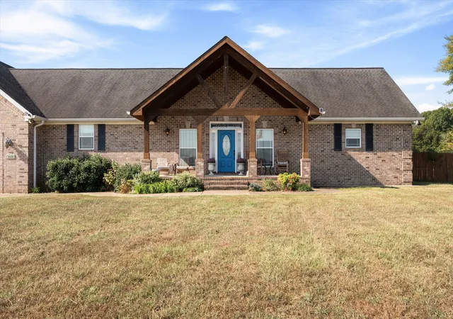 Photo 2 of Single family home for sale at 3595 Clark Rd, Lewisburg, TN 37091 | MLS# 3628017 | Listing updated on 2026-10-29