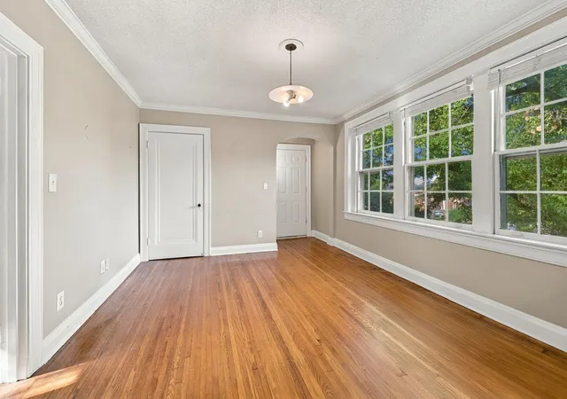 Photo 3 of Condo for sale at 3525 W End Ave #3B, Nashville, TN 37205 | MLS# 3628304 | Listing updated on 2026-10-31