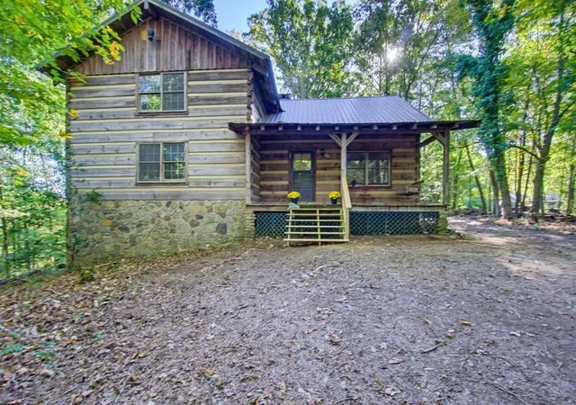 Single family home for sale at 5208 Frontage Rd NW, Cleveland, TN 37312 | MLS# 3628845