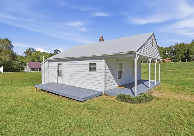Photo 3 of Single family home for sale at 0 Baker St, Sparta, TN 38583 | MLS# 3626847 | Listing updated on 2026-10-26