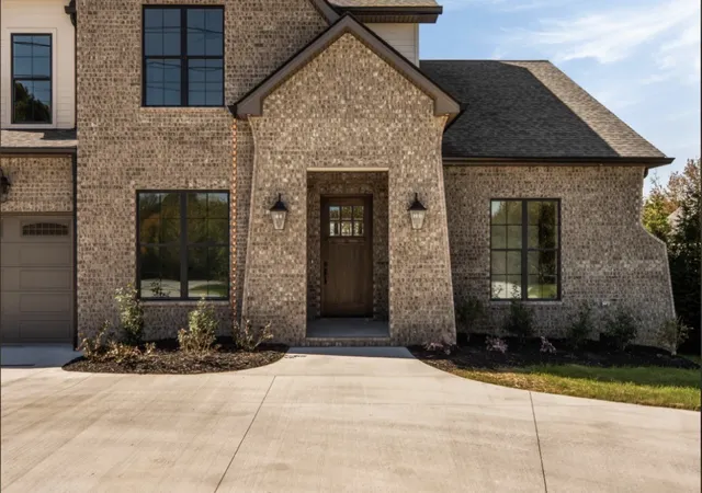 Photo 1 of Single family home for sale at 4220 Coles Fry Pk, Lebanon, TN 37087 | MLS# 3628560 | Listing updated on 2026-10-29