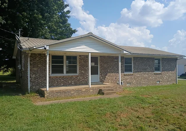 Single family home for sale at 1534 Mccarter Rd, Lawrenceburg, TN 38464 | MLS# 3626869