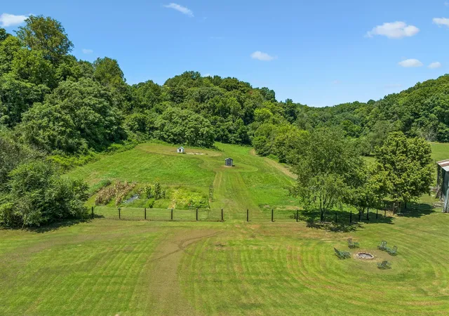 Photo 3 of House for sale at 3025 Knob Crk Rd, Columbia, TN 38401 | MLS# 3627005 | Listing updated on 2026-10-26