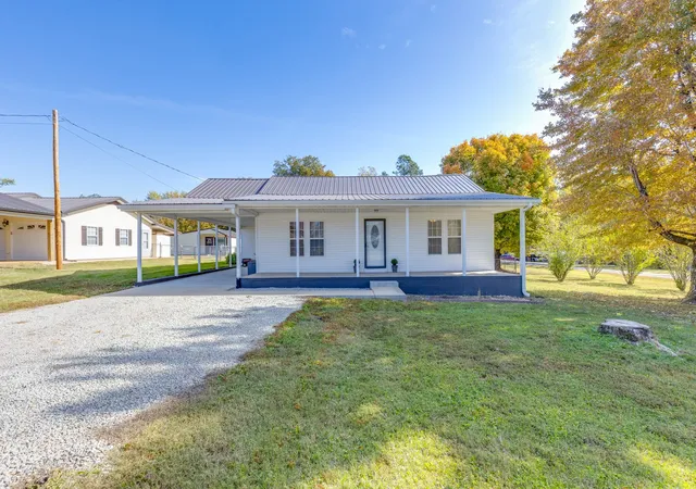 Photo 1 of Single family home for sale at 185 Totty Dr, Hohenwald, TN 38462 | MLS# 3628308 | Listing updated on 2026-10-29