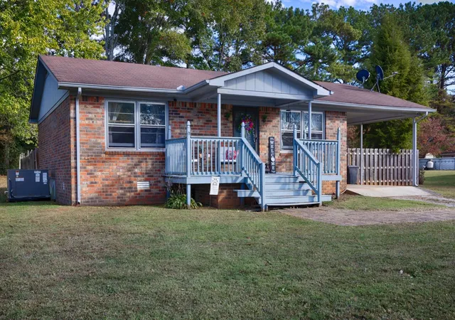 Single family home for sale at 20 Harper Dr, Fayetteville, TN 37334 | MLS# 3628747